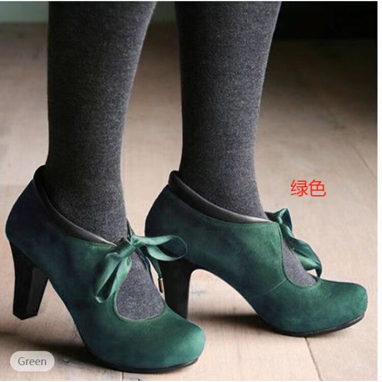 Women's Fashion Pointed Toe Low Heel Pumps in Leather